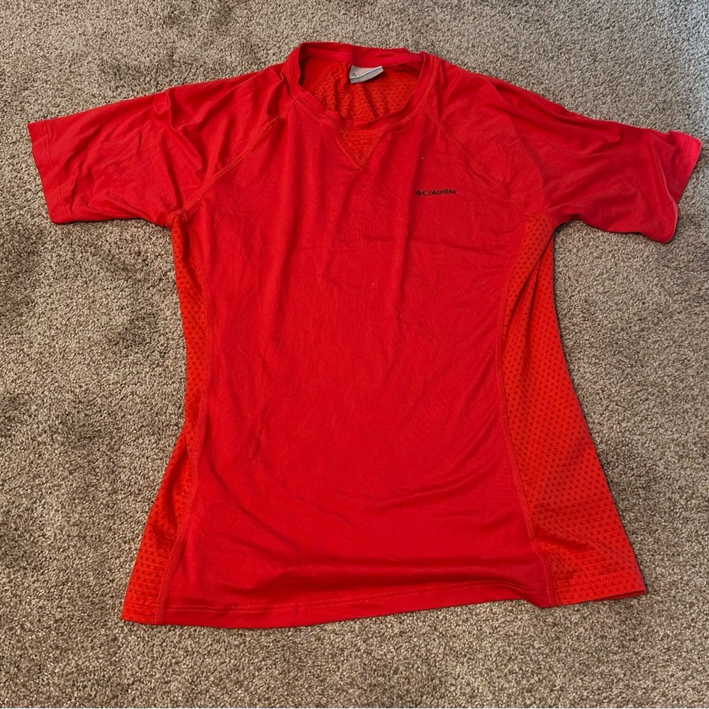 Columbia Women’s Red Performance Shirt